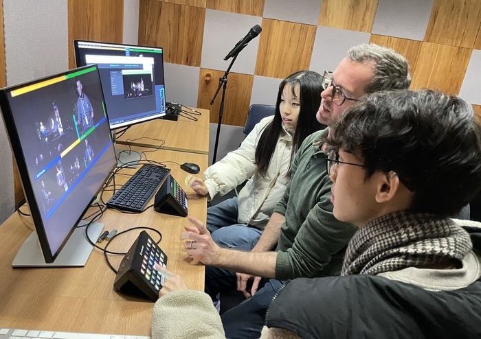 “Global Culture & Communication” Overseas Immersive Program: Queen's University Belfast November 20th–30th, 2025